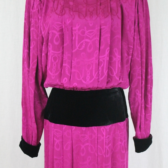 St. Gillian Pleated Fuchsia Pink Silk and Velvet 30s Inspired Vintage 80s  S M - Picture 13 of 14